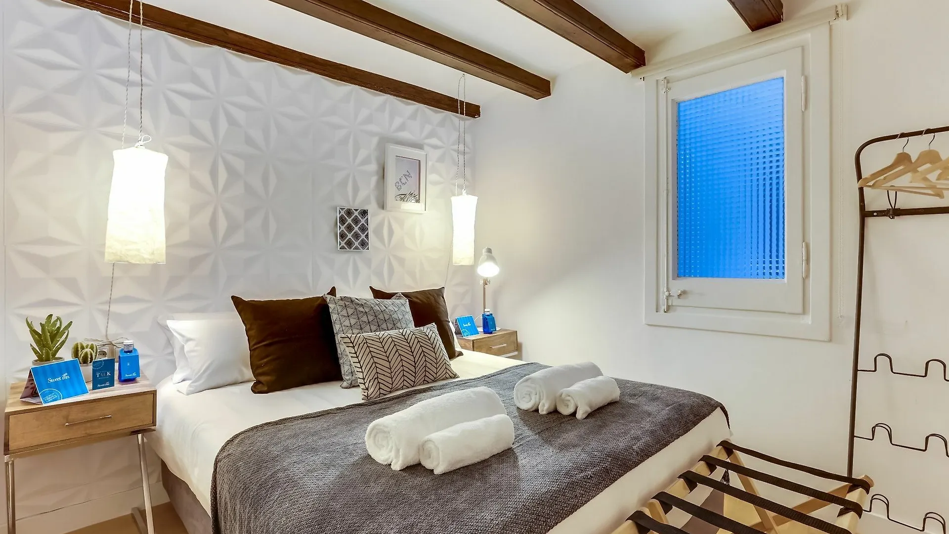 Sweett - Sants Apartment Barcelona Spain